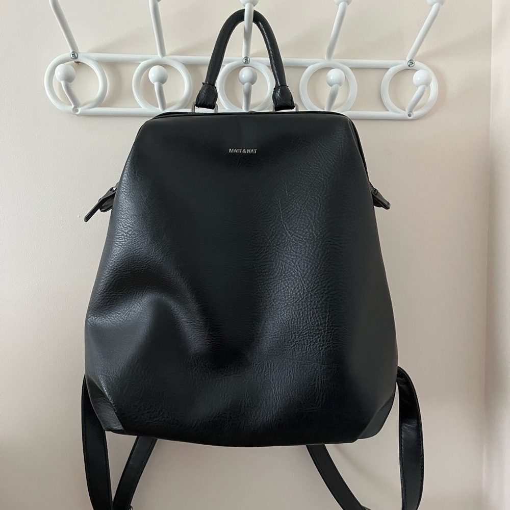 Matt & Nat Black Vignelli Backpack